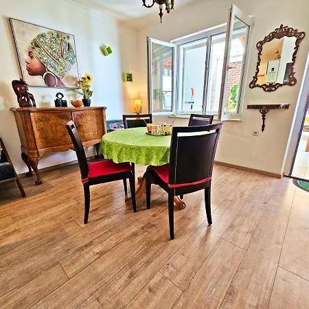 Tempera By The Appartement *